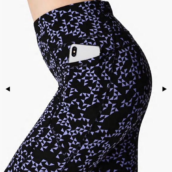 Sweaty Betty Zero Gravity 7/8 printed leggings, Size Medium - Picture 9 of 10